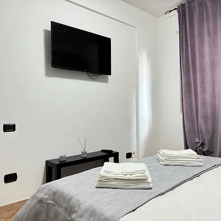 Airport 5 - Free Wifi - Parking - Ac Fiumicino